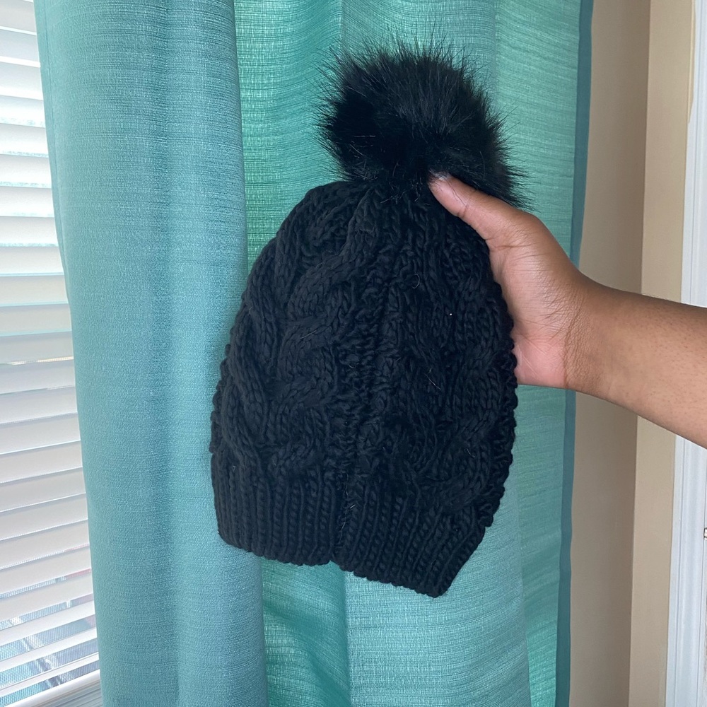 Black Pom Pom Beanie